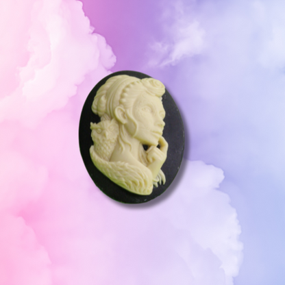 Lady with Owl Cameo Ring