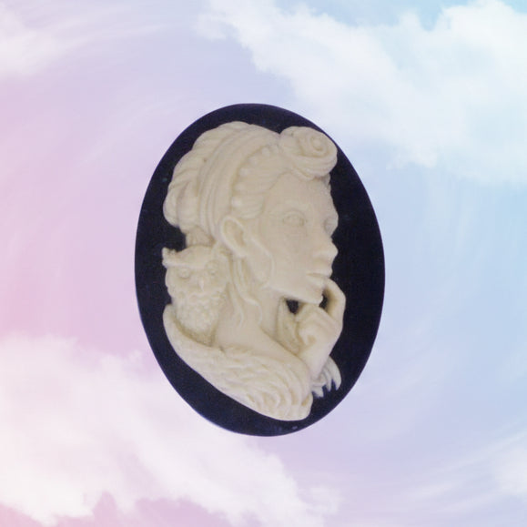 Lady with Owl Cameo Ring